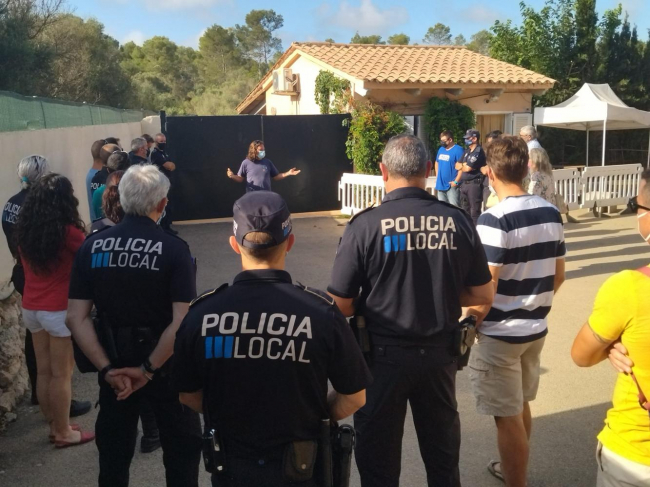 Organizan unas jornadas para policías locales sobre la gestión de fauna doméstica en el entorno humano