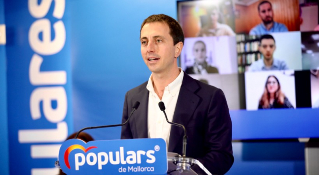 Galmés: 'Cladera paga 1'8 millones para que Son Moix se diga Son Moix y añadir Mallorca al campo del Mallorca'