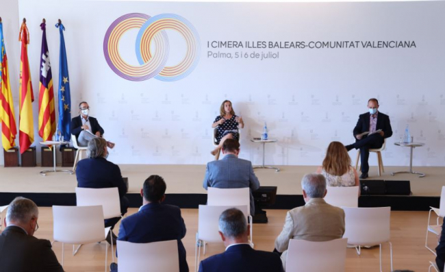 Los gobiernos balear y valenciano reclaman una ley de vivienda estatal que permita regular el precio del alquiler en zonas tensionadas