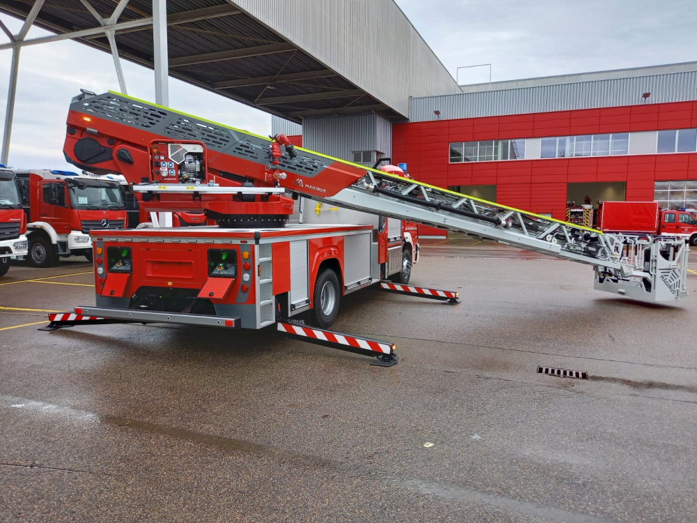 Finaliza la fabricación de la nueva autoescala de 32 metros de los Bomberos de Palma