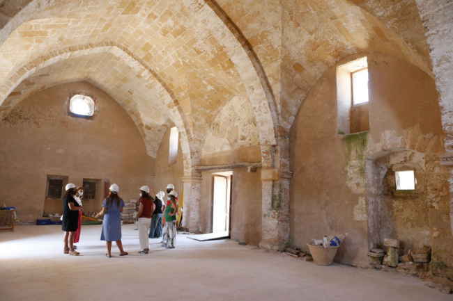 El Consell reafirma su compromiso con la rehabilitación del monasterio de Bellpuig