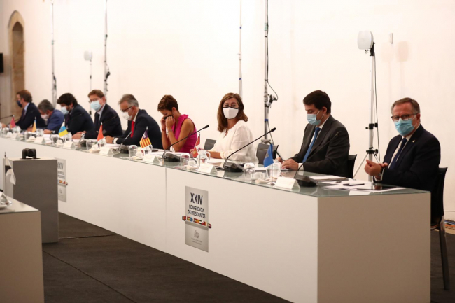 Armengol plantea en la conferencia de presidentes que el Estado haga frente al reto demográfico de la superpoblación