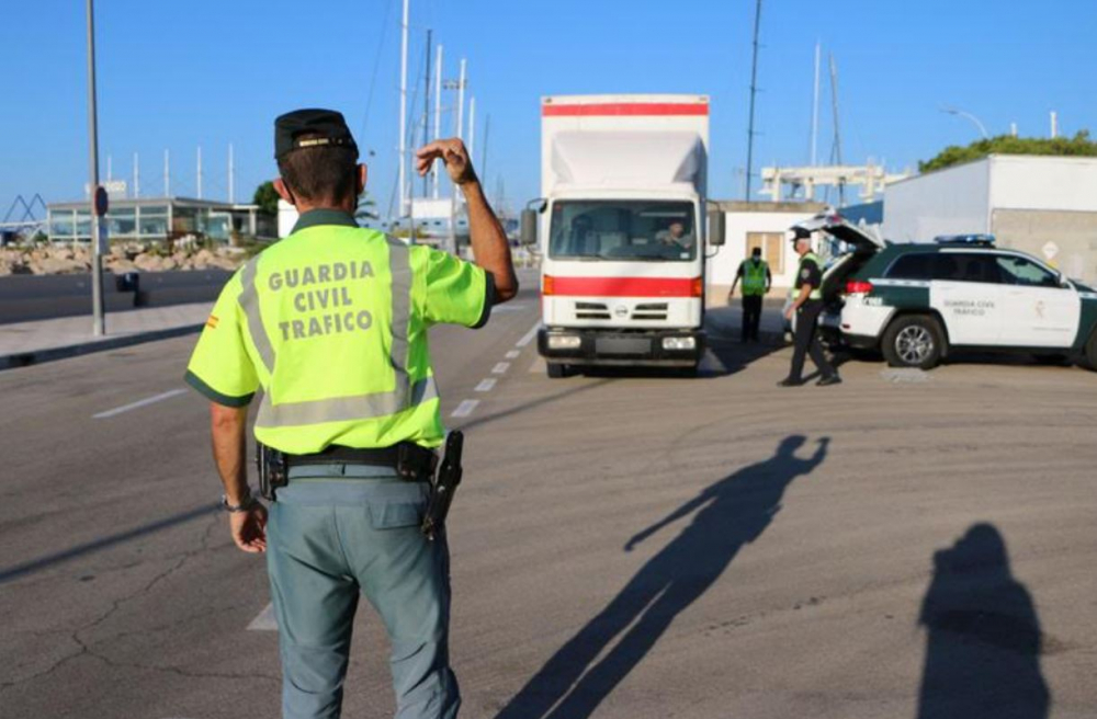 La Guardia Civil lleva a cabo controles de Transporte en todas las Islas Baleares