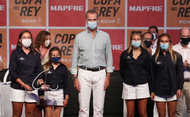 El Rey entregó los premios a los campeones de la 39ª edición de la Copa del Rey MAPFRE