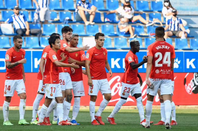El RCD Mallorca suma tres puntos ante el Deportivo Alavés