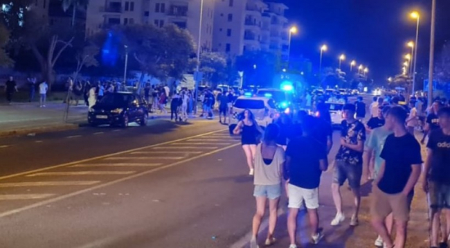 El PSIB-PSOE denuncia que el Gobierno del PP vuelve a llevar incivismo y turismo de borrachera a la calle, y pone al sector empresarial en contra