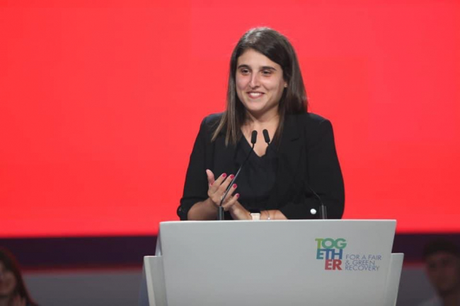 Alícia Homs logra el apoyo del Parlamento Europeo para acabar con las prácticas no remuneradas y reclama a la Comisión 'cumplir con su promesa de una ley europea'