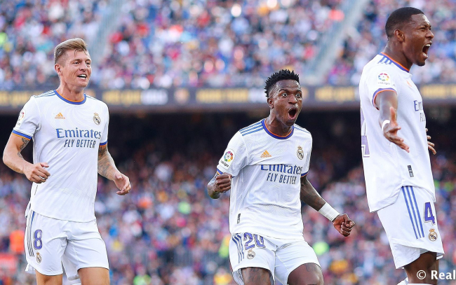 El Madrid gana el Clásico en el Camp Nou 1-2