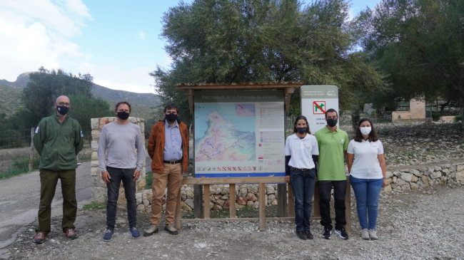 Más de 13.000 personas han sido informadas en los parques naturales de Es Trenc y Llevant