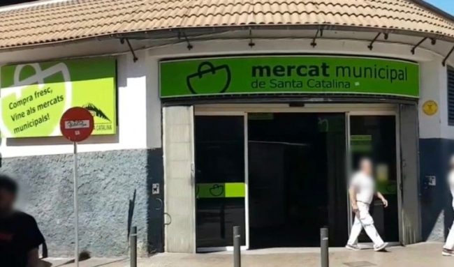 Piden a Cort un estudio de impacto social y económico de las restricciones del tráfico en el mercado de Santa Catalina