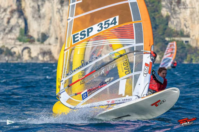 Bronce del mundo de windsurf para Bárbara Winau, regatista del Club Nàutic s’Arenal 