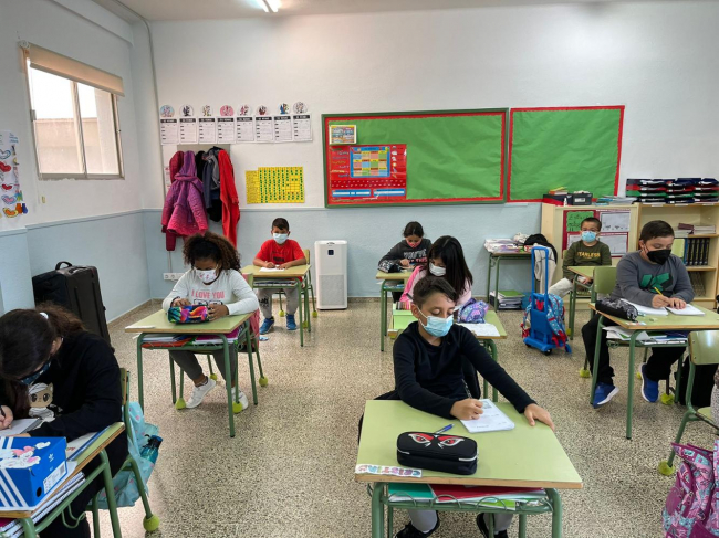 Los positivos acumulados en los últimos 7 días entre la población de 3 a 16 años son  247