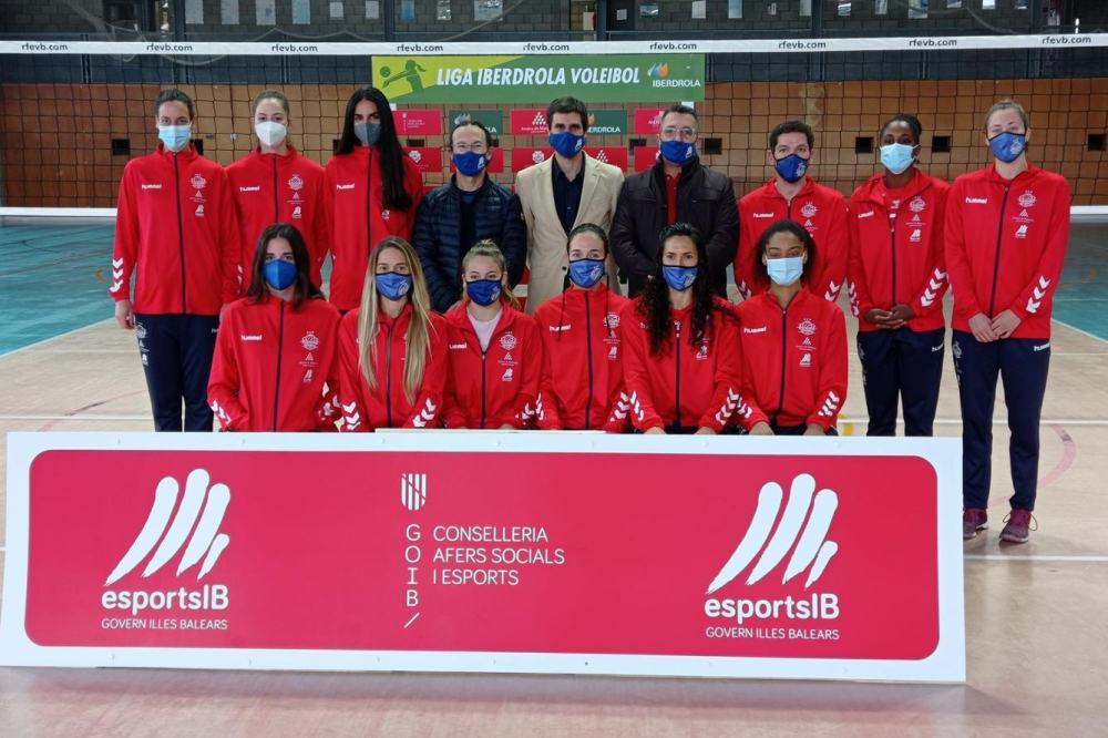 Asuntos Sociales y Deportes presenta el convenio de patrocinio con el Club Volei Ciutadella (Avarca de Menorca) 