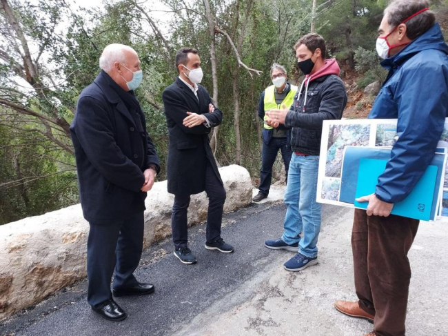 Mobilitat i Infraestructures reconstrueix el mur de pedra en sec del Port de Valldemossa derruït per la DANA de setembre