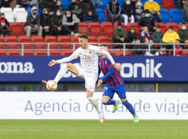 El RCD Mallorca remonta y gana a la SD Eibar y se clasifica para octavos de Copa