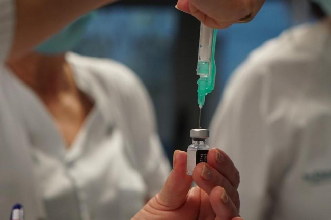 Salud amplía la vacunación contra el herpes zóster a la población de 65 y de 80 años