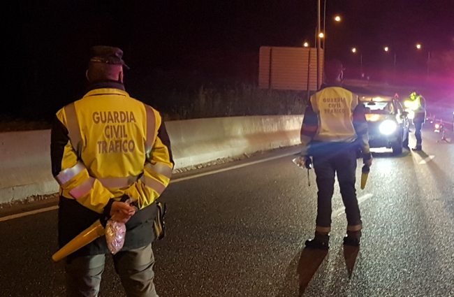 La Guardia Civil de Palma ha detenido a una mujer por conducción temeraria y sobrepasar las tasas de alcohol