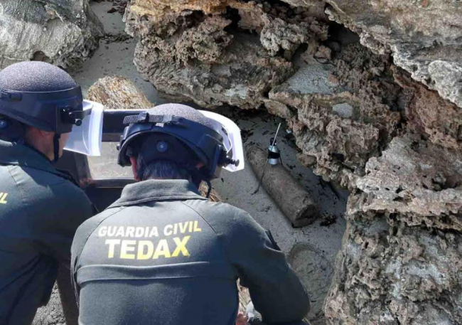 La Guardia Civil destruye en Artà un proyectil de artillería usado en la Guerra Civil