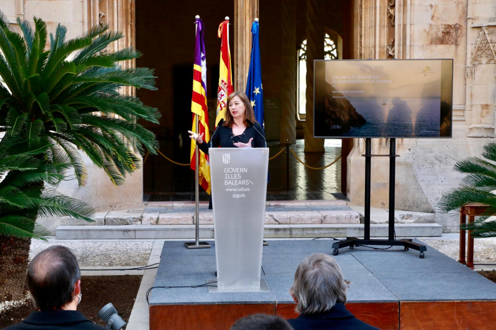 El PP declina la invitación a hacerse una foto con Armengol en el Consolat de Mar