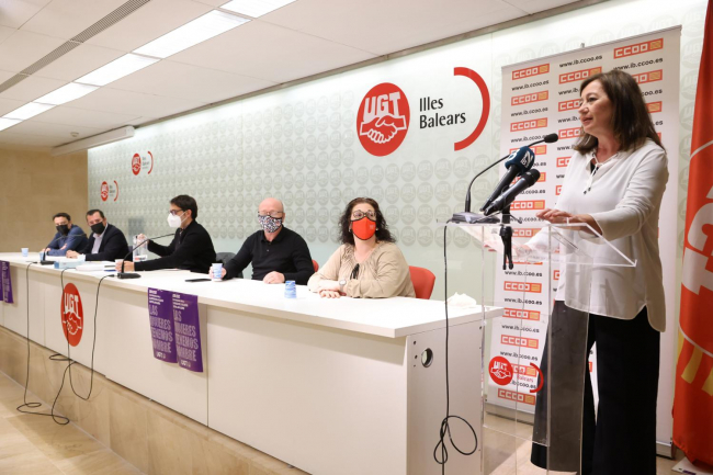 La presidenta Armengol presenta ante los sindicatos las principales novedades en materia laboral de la nueva normativa turística
