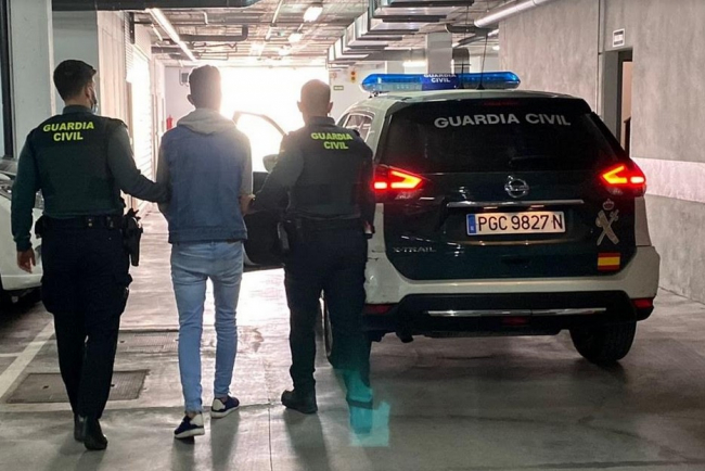 La Guardia Civil ha detenido a un varón por robo e investigado a otro por receptación en Sóller