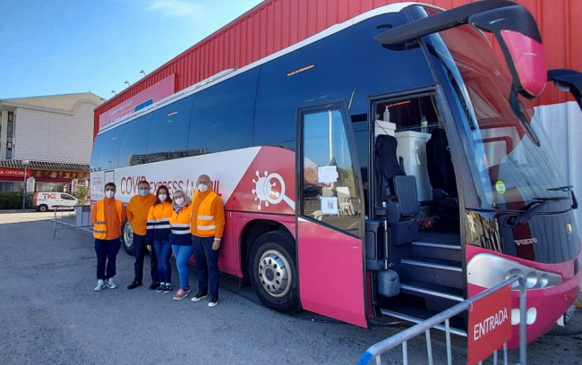El Vacubús de Salud se instala en el Port d'Alcúdia