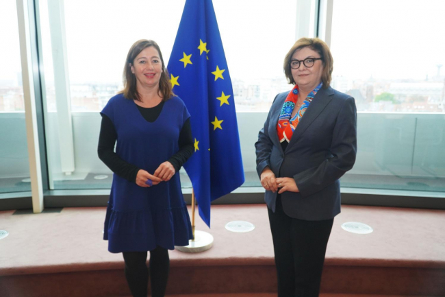 El Govern defiende en Bruselas un aumento de las ayudas al transporte de mercancías a las empresas de las islas