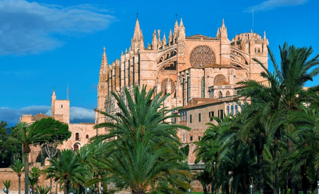 El gobierno de las Islas Baleares prevé un escenario optimista en su turismo