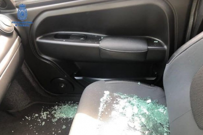 La Policía Nacional detiene a 4 personas en menos de dos días por diversos robos en interior de vehículo