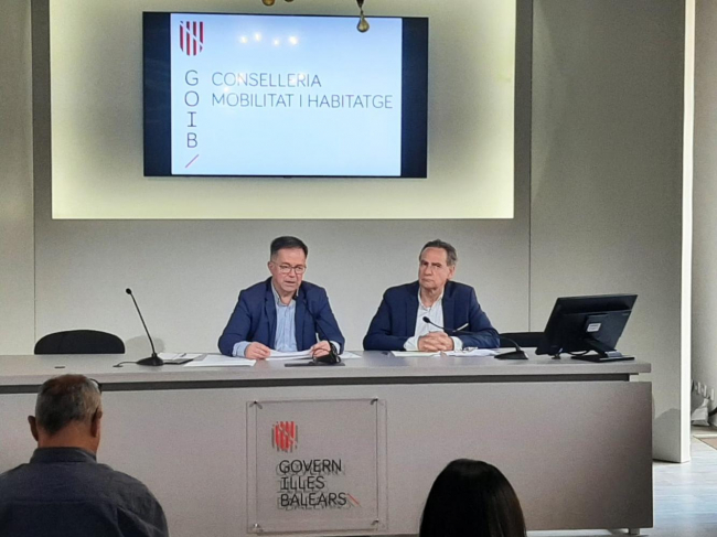 El Govern garantizará un servicio mínimo de conectividad entre las islas por mar 
