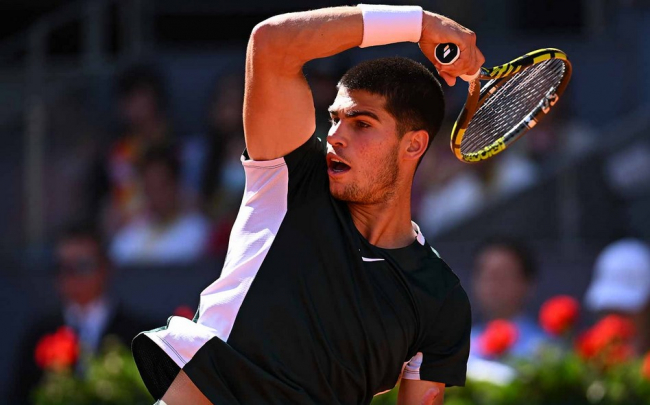 Alcaraz supera a Nadal en Madrid