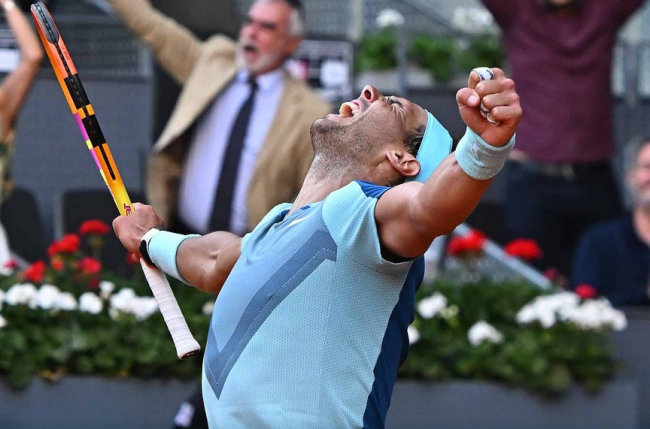 Nadal levanta cuatro pelotas de partido a Goffin