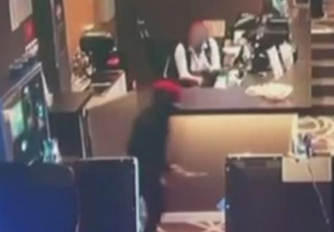 Atraca un salón de juegos con un arma blanca en Manacor