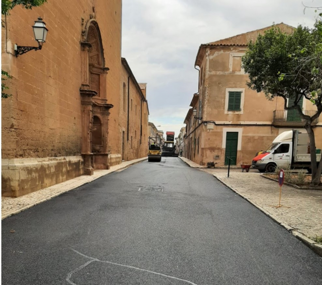 LLucmajor invertirá 1,9 millones de euros en un proyecto de mejora de calles, caminos y aceras del municipio