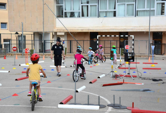 300 alumnos del municipio de
Santanyí participarán en talleres
de educación vial