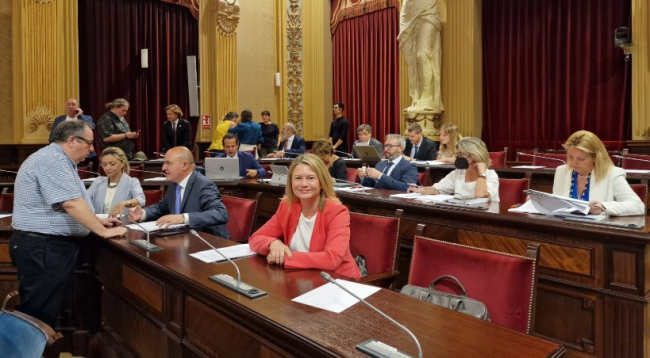 La lucha contra la oferta ilegal y la  inversión pública, ejes de la ley turística del PP