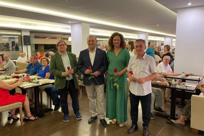 Los Socialistas de Calvià celebran la Fiesta de la Rosa