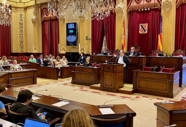 El pleno del Parlament aprueba iniciar la tramitación de la ley Menorca Reserva de la Biosfera 