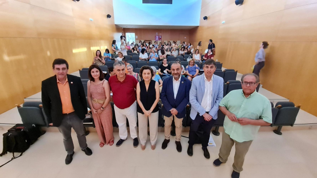 Fina Santiago: “No nos podemos permitir que los que cuidan a nuestras personas mayores cobren menos que los que cuidan a los turistas”