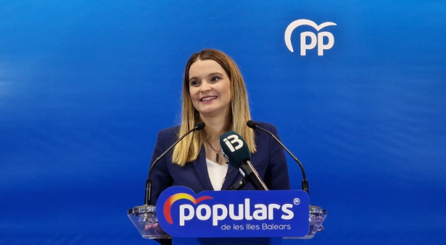 Marga Prohens: “Trabajaremos para que este cambio de ilusión, libertad y valentía que ha funcionado en Andalucía también llegue a Balears” 
