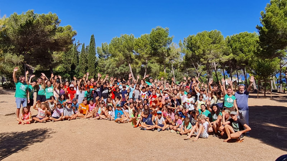 Más de 8.600 niños, niñas y jóvenes pasan este verano por el campamento de la Victoria