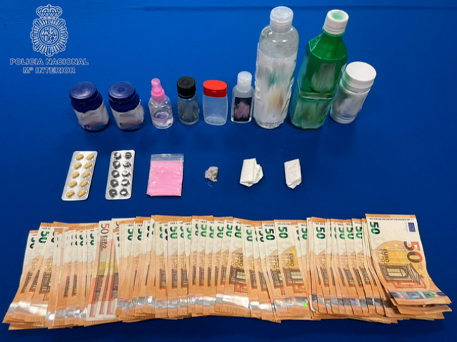 La Policía Nacional detiene a dos hombres  por un delito de tráfico de drogas en un ferry de Denia a Ibiza