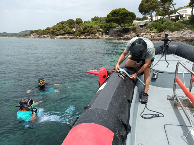 La Guardia Civil denuncia a un hombre por pesca submarina en la reserva de Llevant