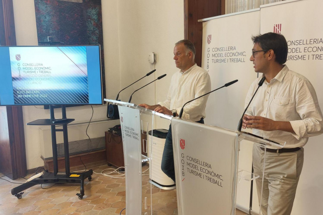 Febrero mantiene la tendencia de creación neta de empleo, con 463.606 personas afiliadas en las islas