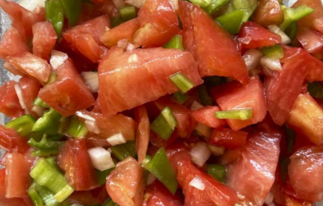 MÉS quiere blindar la obligatoriedad de comprar producto local por parte del sector hotelero