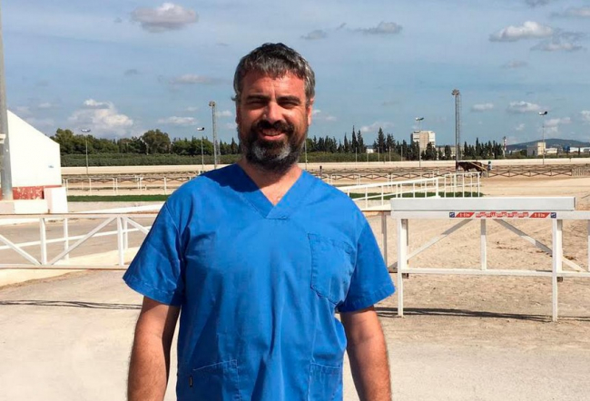 Los veterinarios se niegan a colaborar con el Ayuntamiento de Santa Eulària des Riu y la nueva ordenanza que obliga a la identificación por ADN