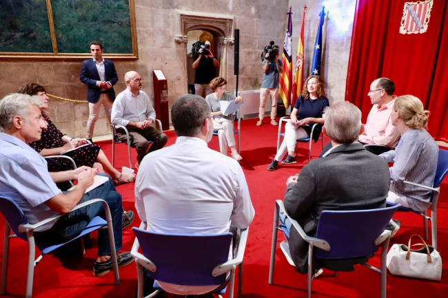 El Govern presenta a la EAPN las medidas del escudo social de este invierno dirigidas a las personas más vulnerables