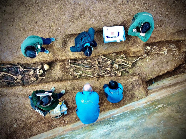 El Govern identifica los restos de Aurora Picornell en el cementerio de Son Coletes