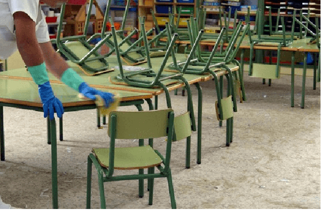 Autorizada la contratación del servicio de limpieza de catorce centros educativos de Mallorca