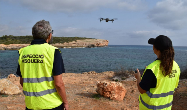 Pesca incorpora un dron para vigilar las aguas interiores de Mallorca